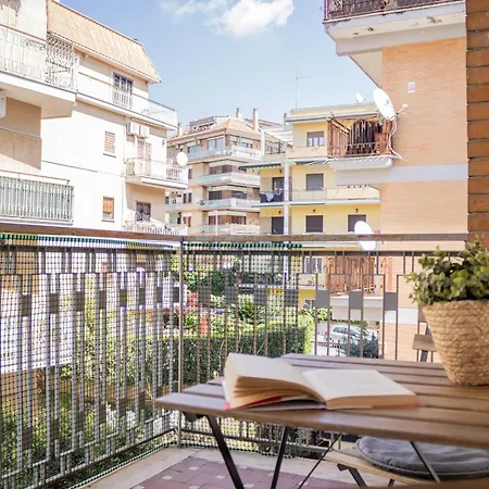 Aeterna Nomentana House Apartment Rome